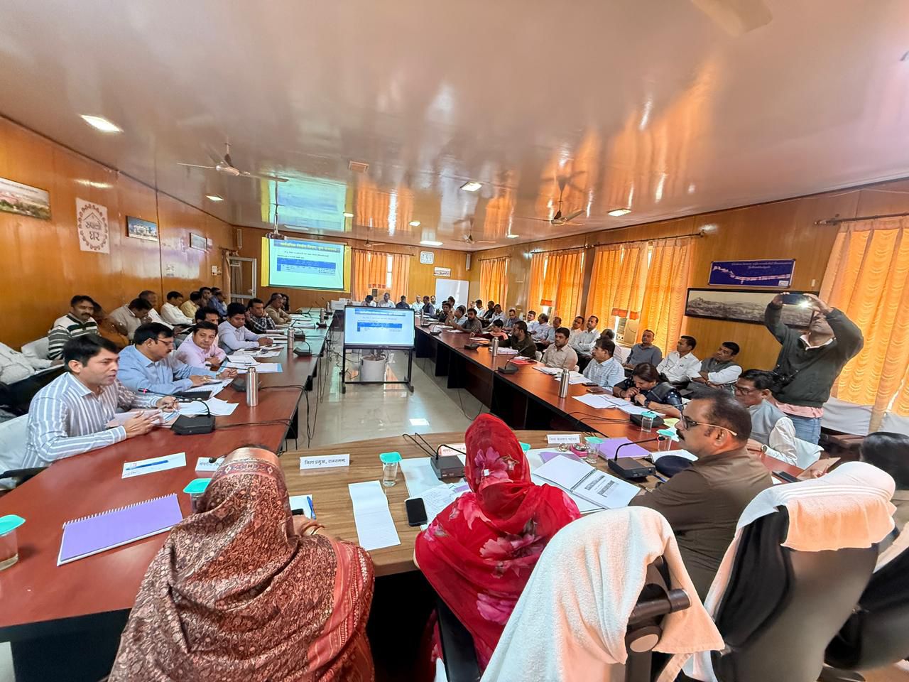 महिमा कुमारी मेवाड़ की अध्यक्षता में दिशा की बैठक सम्पन्न