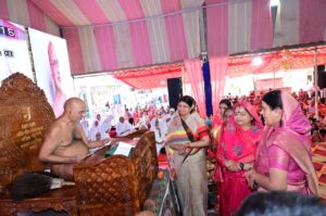 मुख्य सड़क का नामकरण प्रथमाचार्य शांति सागर मार्ग के रूप में