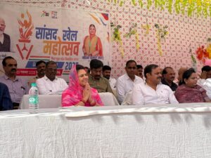 सांसद महिमा मेवाड़ ने किया महोत्सव का शुभारंभ,