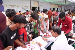 ग्रामीण सेवा शिविर में हुआ समस्याओं का समाधान